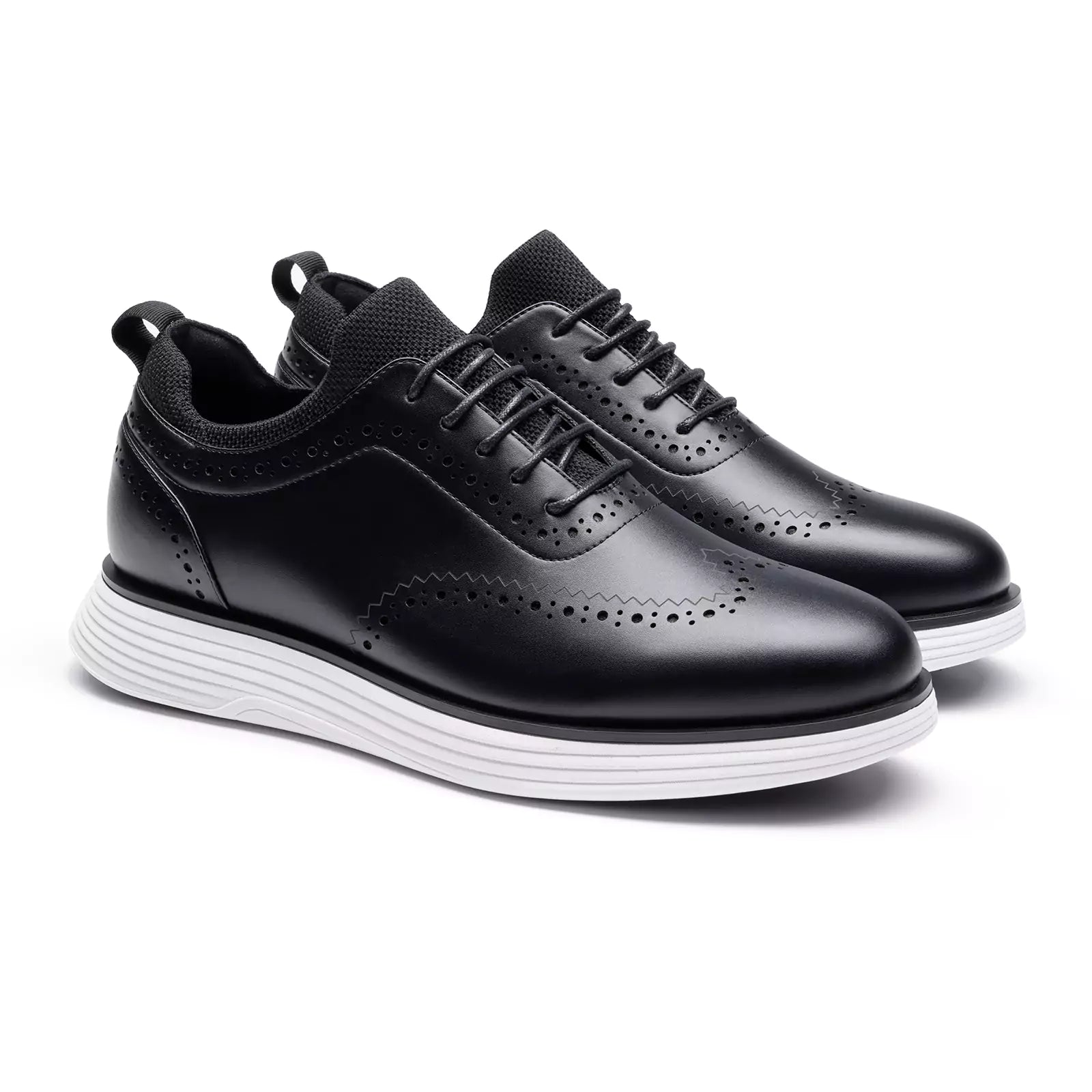 NobleWalk Hybrid Oxford Sneakers